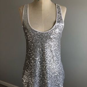 Sequin tank
